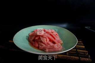 糖醋里脊的做法步骤:3