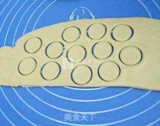 生日面包的做法步骤:12