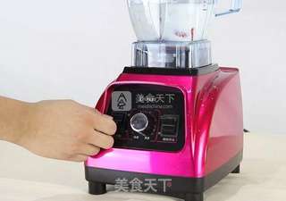 草莓雪梨smoothie的做法步骤:3