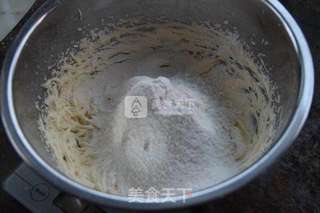 万圣节搞怪食品--不可或缺的礼物的做法步骤:4