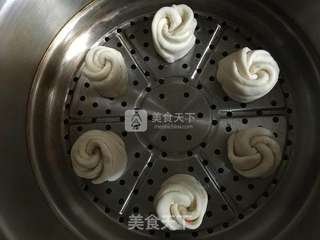 玫瑰花馒头的做法步骤:10