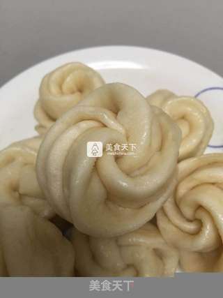 玫瑰花馒头的做法步骤:12