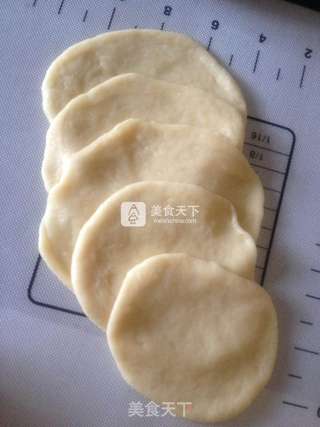 超软蜂蜜牛奶玫瑰花餐包的做法步骤:6