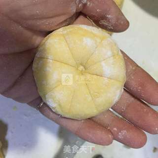 小南瓜包的做法步骤:12