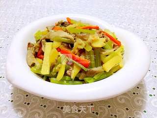 葱葱时蔬小杂炒的做法步骤:18