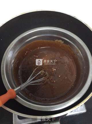 法式熔岩巧克力蛋糕的做法步骤:3