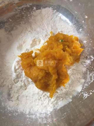 小南瓜包的做法步骤:7