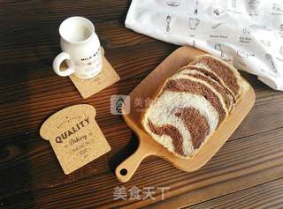 #东菱面包机#东菱热旋风之双色吐司的做法步骤:9