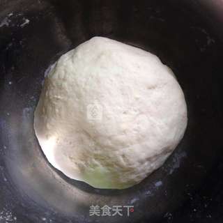 小熊豆沙包的做法步骤：2