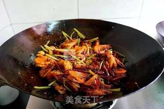 麻辣大虾的做法步骤:12