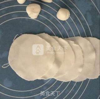 三鲜水晶饺的做法步骤:7