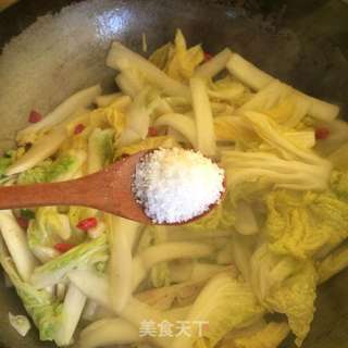 醋溜大白菜的做法步骤:8