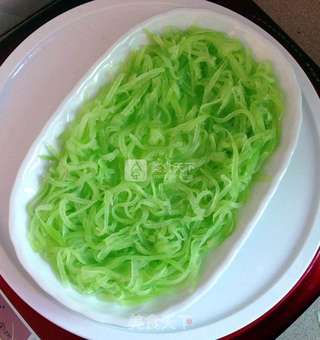 浇汁拌菜的做法步骤:7