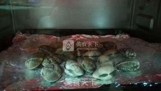 蒜香烤花蛤的做法步骤:3