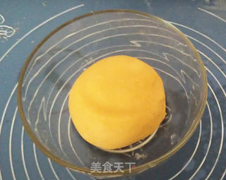 南瓜毛毛虫面包的做法步骤:9