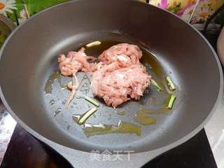 杏鲍菇炒肉丝的做法步骤:6