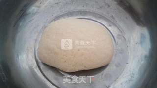 茴香鸡蛋包子的做法步骤:2