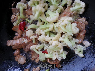 五花肉炒双花的做法步骤:5