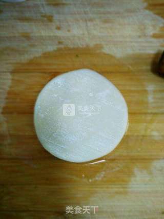 饺子皮版葱油饼的做法步骤:3