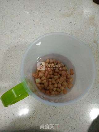 红豆花生浆的做法步骤:2