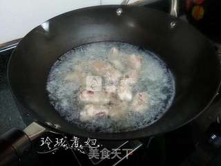 简单版酸甜排骨的做法步骤:2