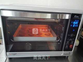 红糖麸皮消化饼干的做法步骤:10