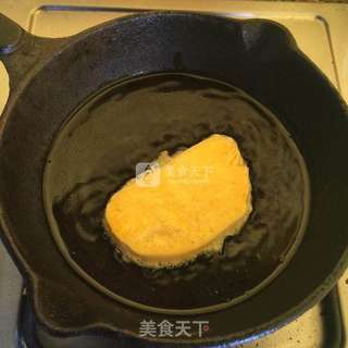 酥炸馒头片的做法步骤:5