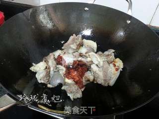 腐竹羊肉煲的做法步骤:3