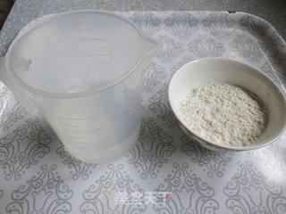 香葱肉松面包卷的做法步骤:2
