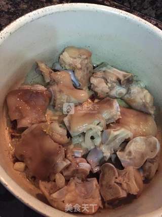 红烧猪蹄的做法步骤:4