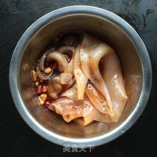 洋葱烤鱿鱼的做法步骤:2