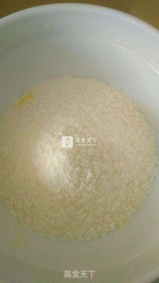奶香椰蓉面包棒的做法步骤:2