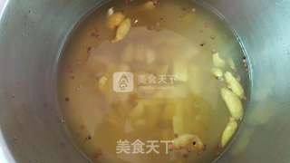 泡椒凤爪的做法步骤:4