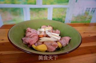 三汁焖鸡翅的做法步骤:5