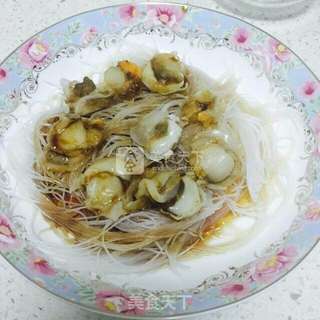 蒜蓉粉丝蒸扇贝肉的做法步骤:3