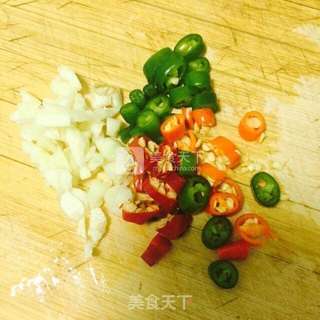蒜蓉粉丝蒸扇贝肉的做法步骤:5