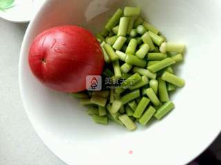 一个番茄饭的做法步骤：2