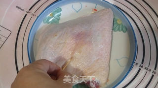 蜜汁烤鸭腿的做法步骤:2