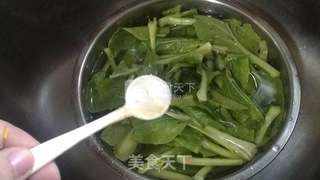 蒜蓉炒菜芯的做法步骤:2