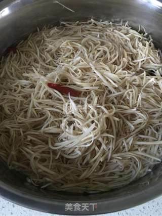 美味芥菜丝的做法步骤:2