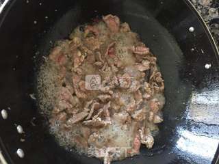 农家小炒牛肉的做法步骤:4