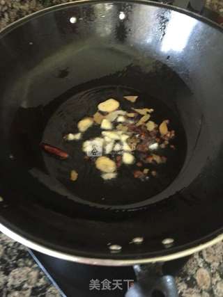 农家小炒牛肉的做法步骤:3