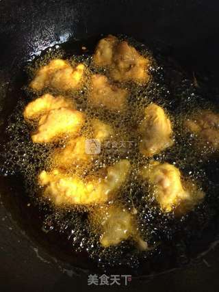 湘西土家族酥肉的做法步骤:8