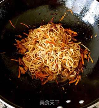 美乐翻三丝炒面的做法步骤:8