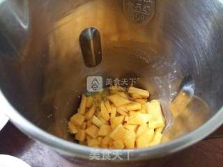 南瓜小米糊的做法步骤:2