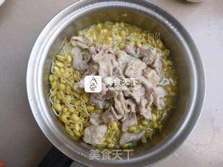 酸汤肉片的做法步骤:10