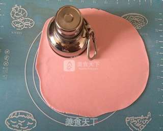 翻糖杯子蛋糕的做法步骤:16