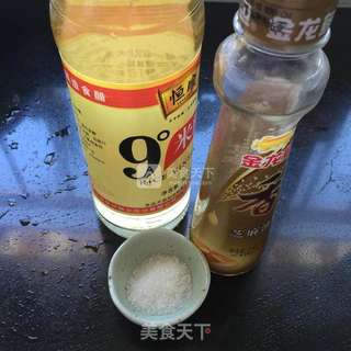 凉拌莴笋的做法步骤:4