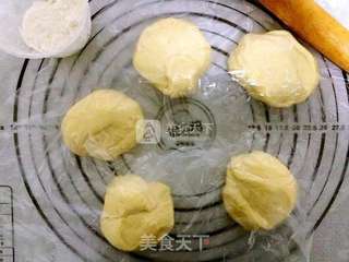 豆沙卷面包的做法步骤:5