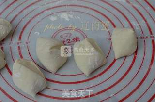胡萝卜鸡蛋大包子的做法步骤:8